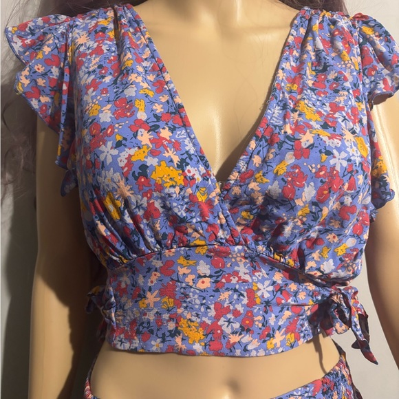 Free People- Springtime Set! - Picture 5 of 10